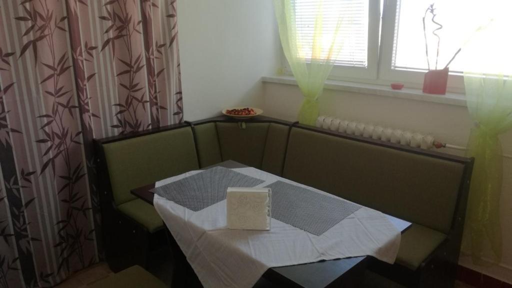 Flat2 For 2 People, Wifi Apartman Ostrava Kültér fotó