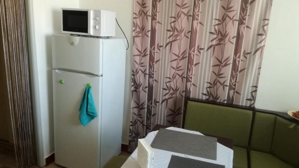 Flat2 For 2 People, Wifi Apartman Ostrava Kültér fotó